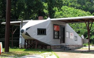 AIRPLANE SERVICE STATION  - KNOXVILLE,TENN