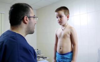 boy body exam doctor