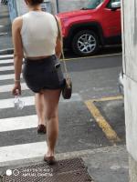 Candid blonde with nice ass in short inadvertently posing for me