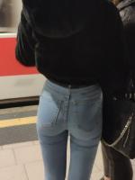 Fantastic round ass in jeans I found in metro