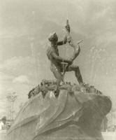 Памятник монументального искусства или «советский пережиток»?