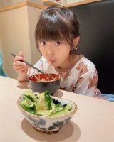 7 year old eating