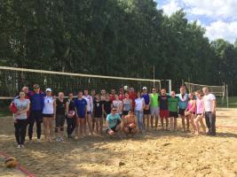В СШ «Рекорд» в рамках дня физкультурника состоялся турнир по пляжному волейболу