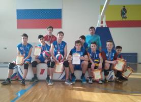 Команда волейболистов ГАУ РО «СШ «Рекорд» стала призером открытого первенства