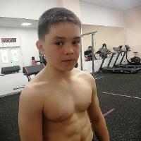 fitness boy pushups record
