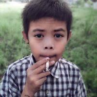 Indonesian boys smoking  28