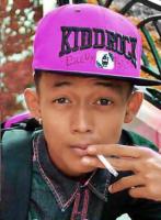 Indonesian boys smoking  25