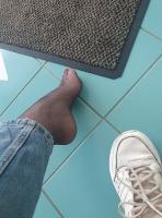 Deni nylon feet