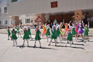 В городе Кораблино лето началось с веселого праздника «Живет на всей планете народ веселый – дети!»